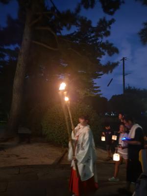 ボンボリ行列（19時25分ごろ篠山神社到着）